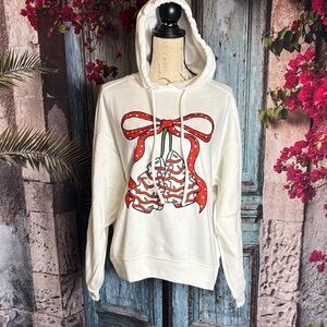 Zenana Cream Christmas Graphic Hoodie NWOT, size medium
